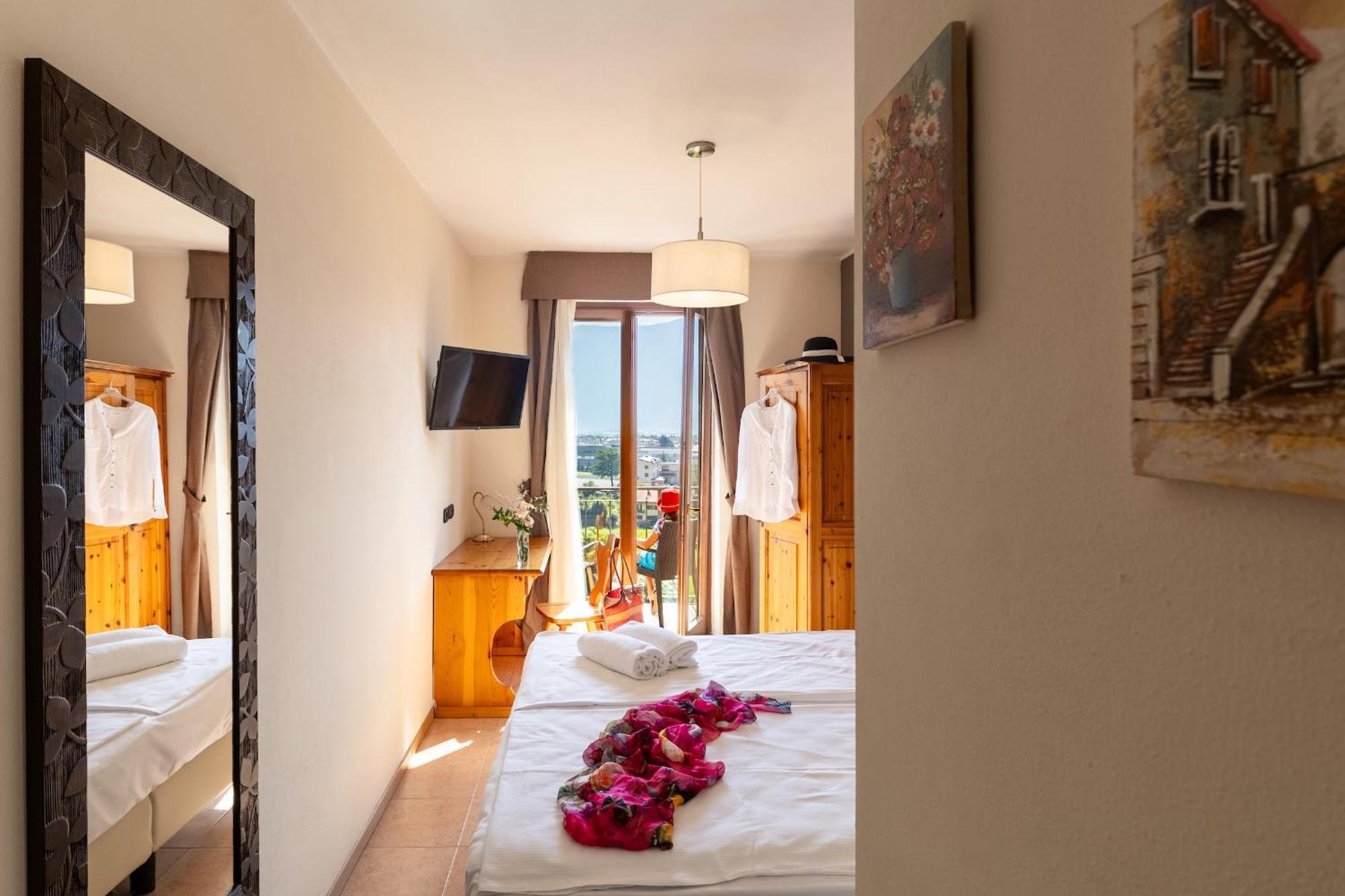 Agritur Eden Marone Villa Riva del Garda Luaran gambar