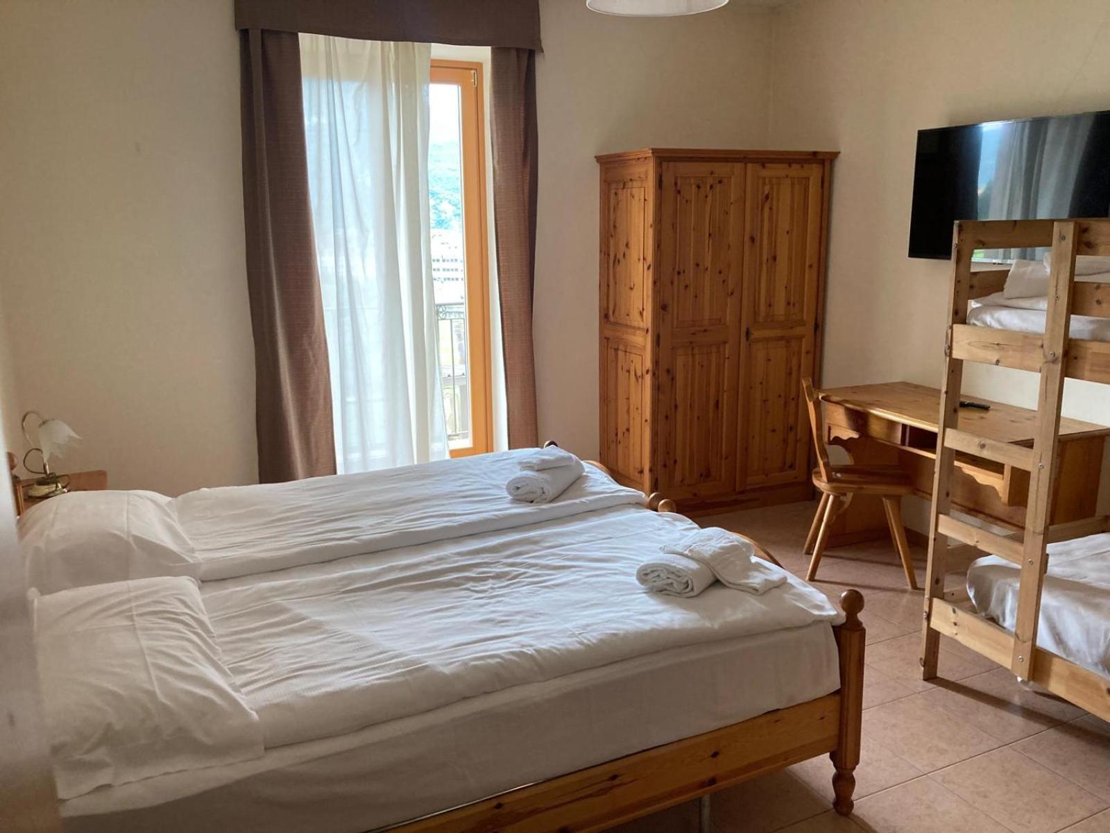 Agritur Eden Marone Villa Riva del Garda Luaran gambar