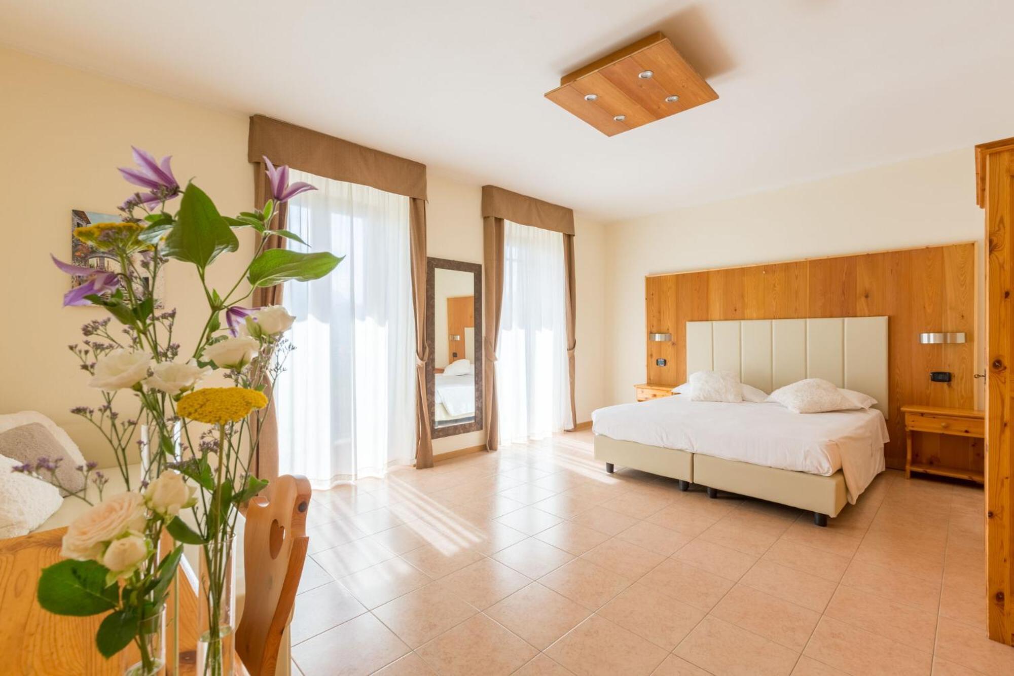 Agritur Eden Marone Villa Riva del Garda Luaran gambar