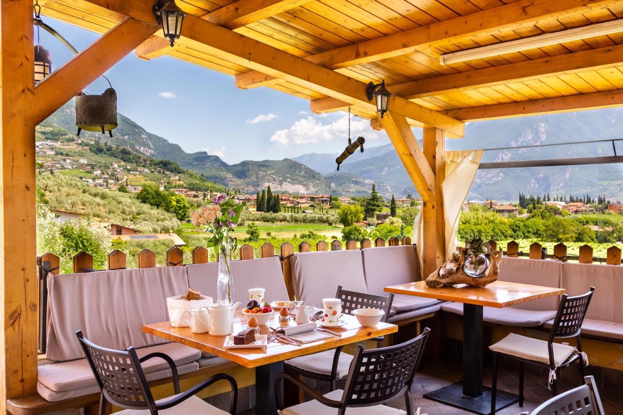 Agritur Eden Marone Villa Riva del Garda Luaran gambar