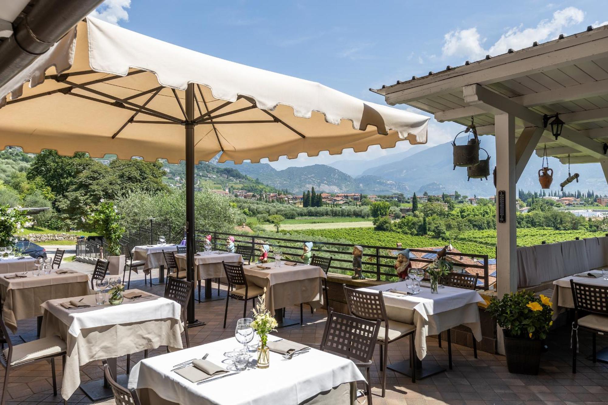 Agritur Eden Marone Villa Riva del Garda Luaran gambar